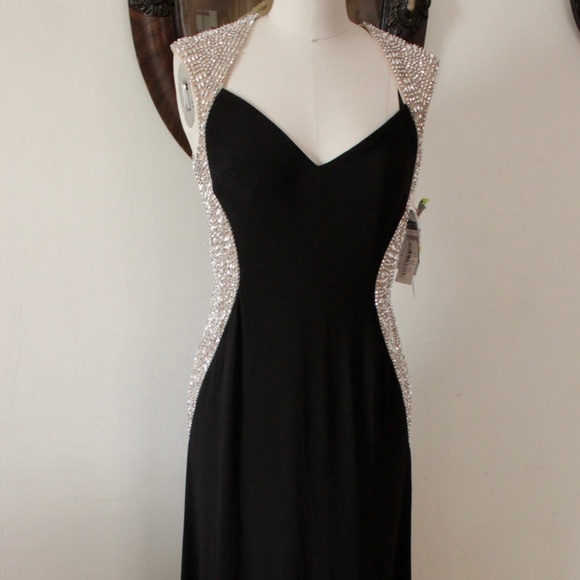 NWT 1990's Black and Silver Cachet Evening Gown With Illusion Waist - Picture 1 of 4